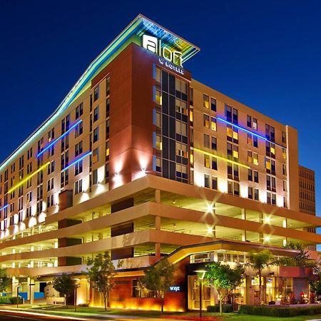 Aloft Houston By The Galleria Exteriör bild