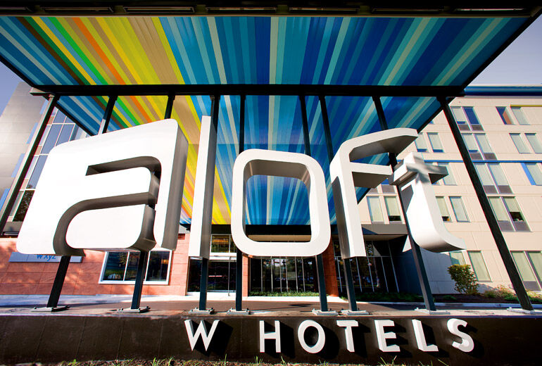 Aloft Houston By The Galleria Exteriör bild